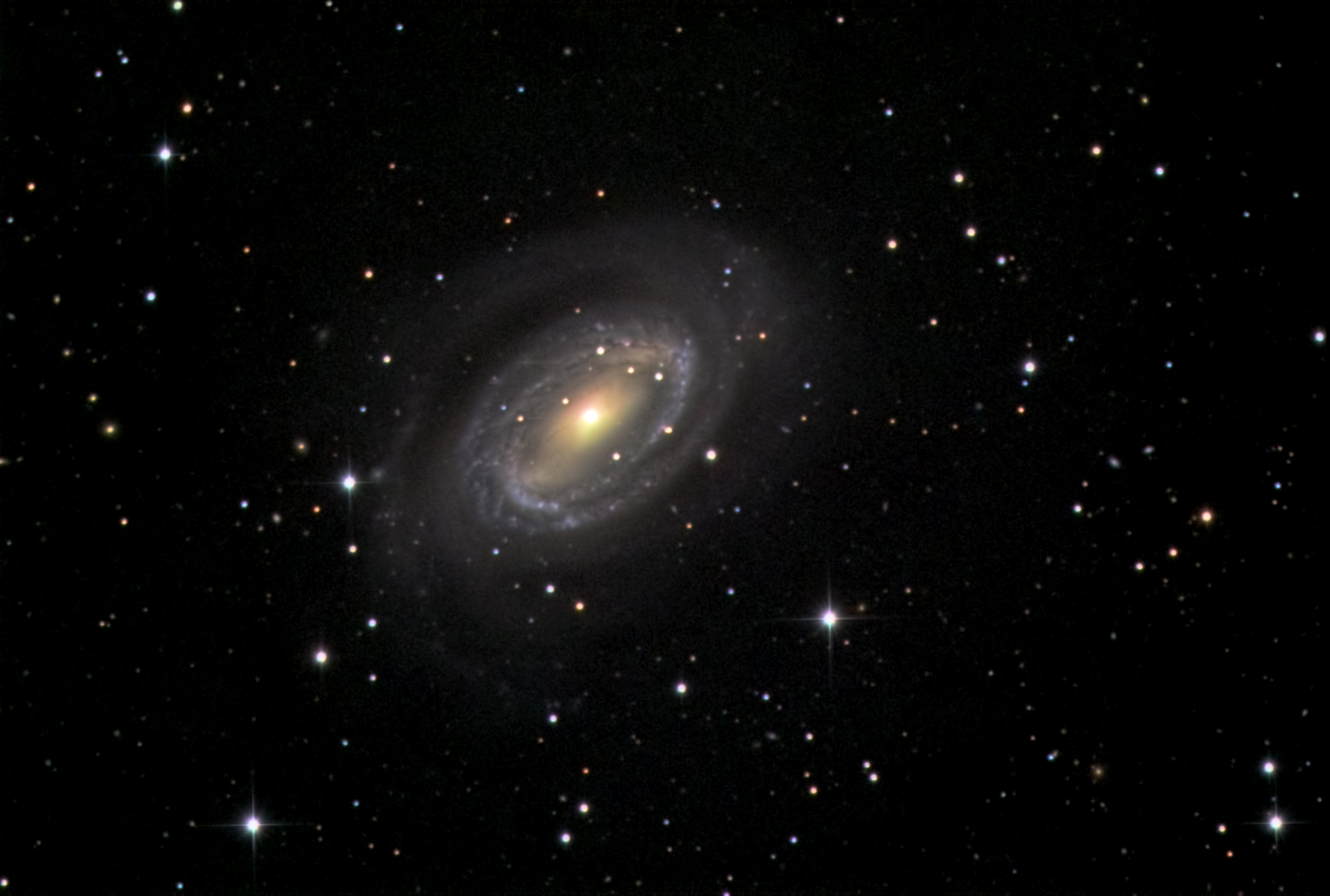 NGC 4725